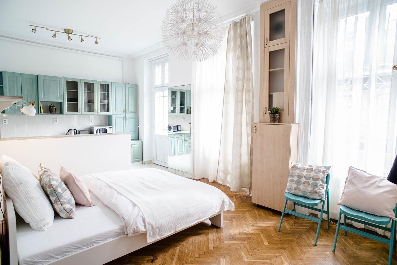 Nine Trees Apartment Budapest Exterior foto